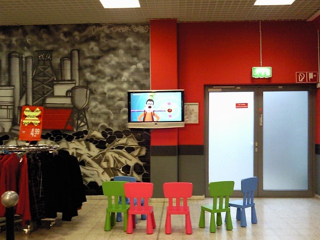 retail store analytics dashboard showing sales forecasting and inventory optimization charts